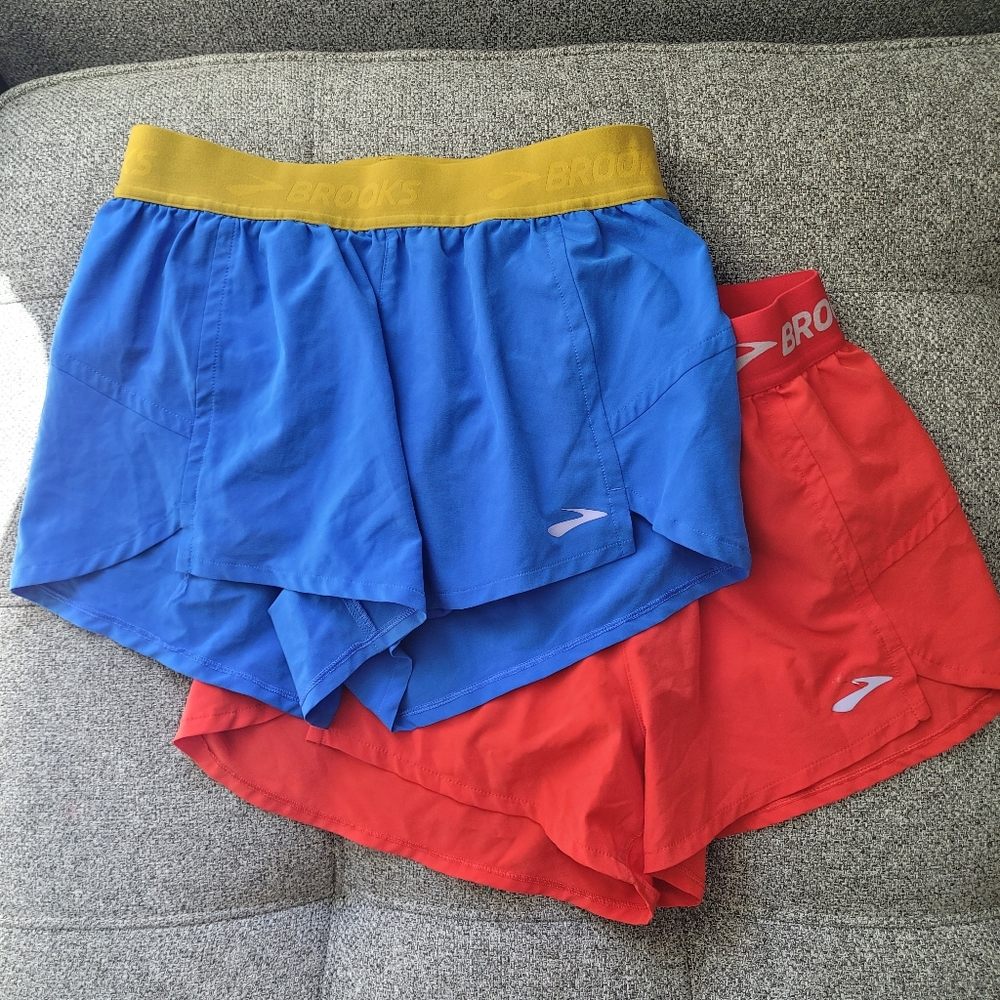 2 Pairs of Brooks Chaser 3" Running Shorts XS & Small